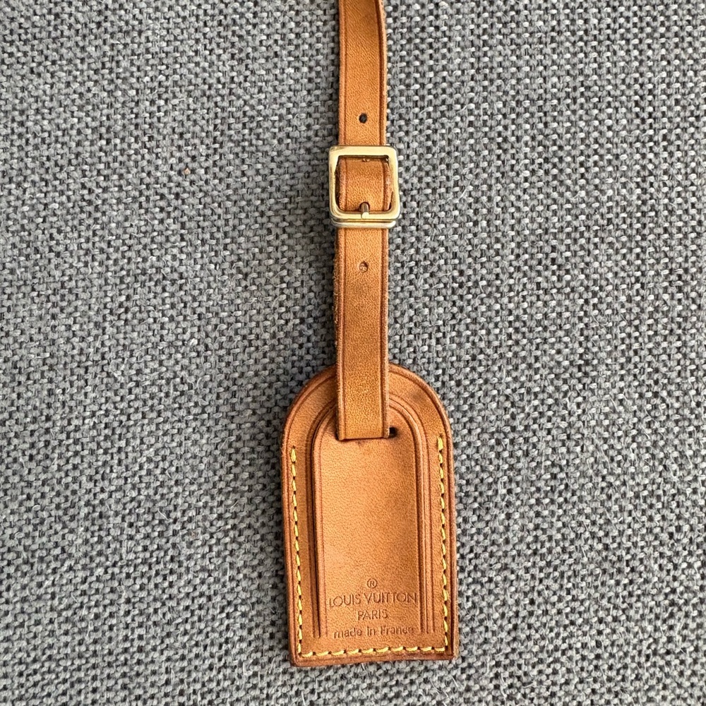 Louis Vuitton Brown Leather Luggage Tag
